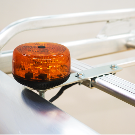 1- or 3-point revolving light holder, adaptable to aluminium roof rack